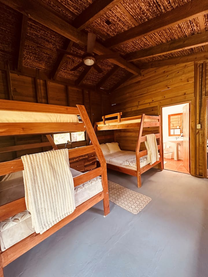 Schlafzimmer 3