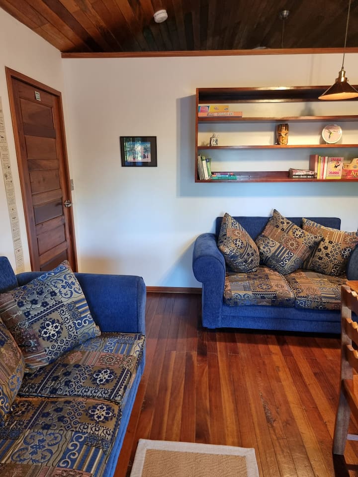 Jungle Farm Nr Pine Ridge 2br ~White Hse@eden Farm - Belize