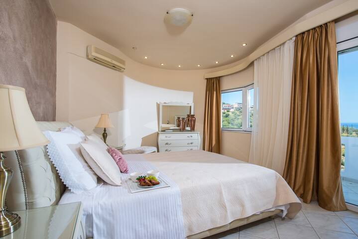 Villa Artemis gallery image 3