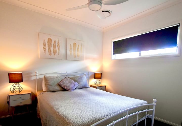 3. glavna spavaća soba – bračni krevet (širine 150 – 179 cm)