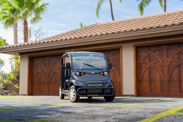 Blue Lagoon – Massive estate on the Kona Coast gallery image 4