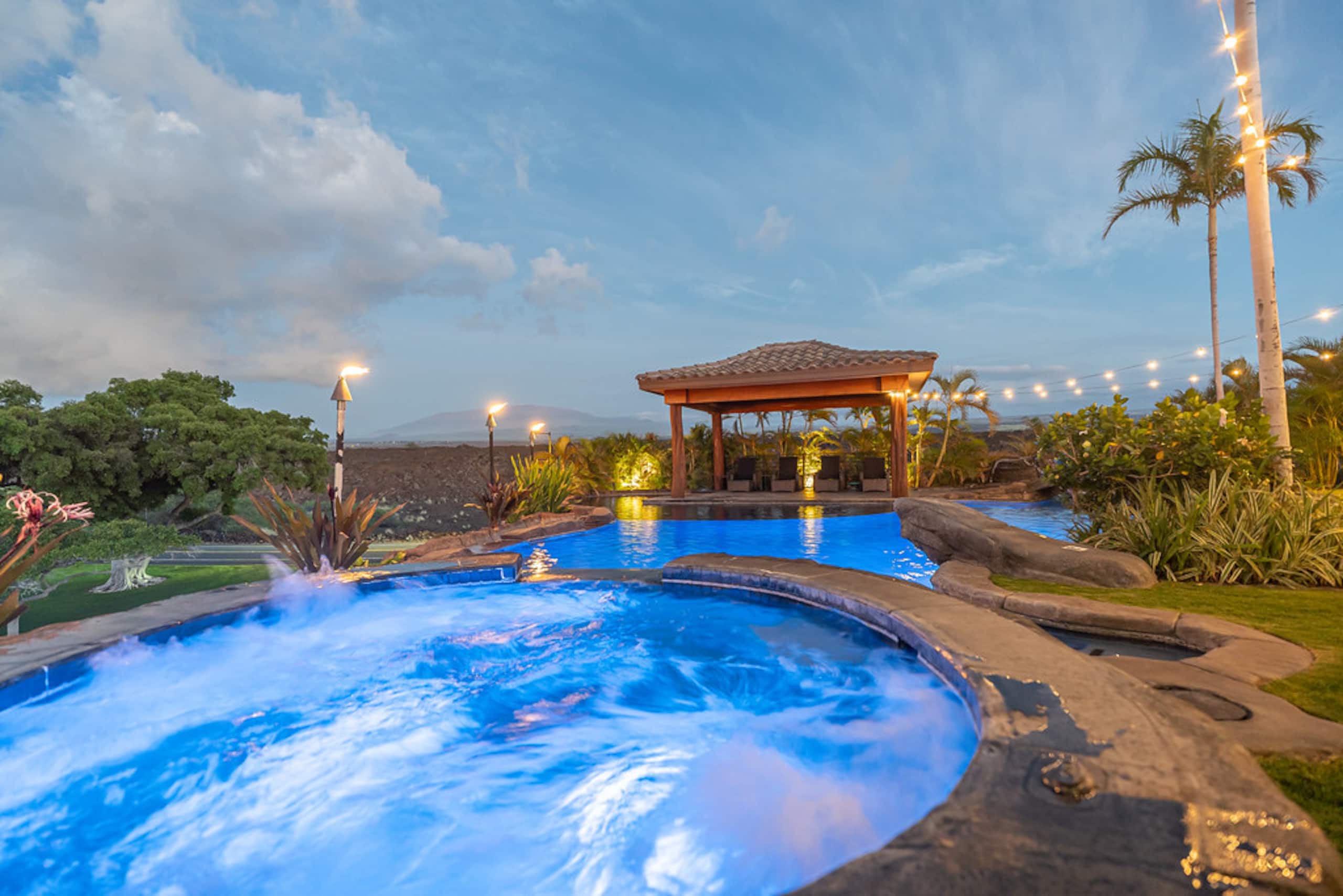 Home in Waimea · ★5.0 · 7 bedrooms · 7 beds · 6 baths - Image 31