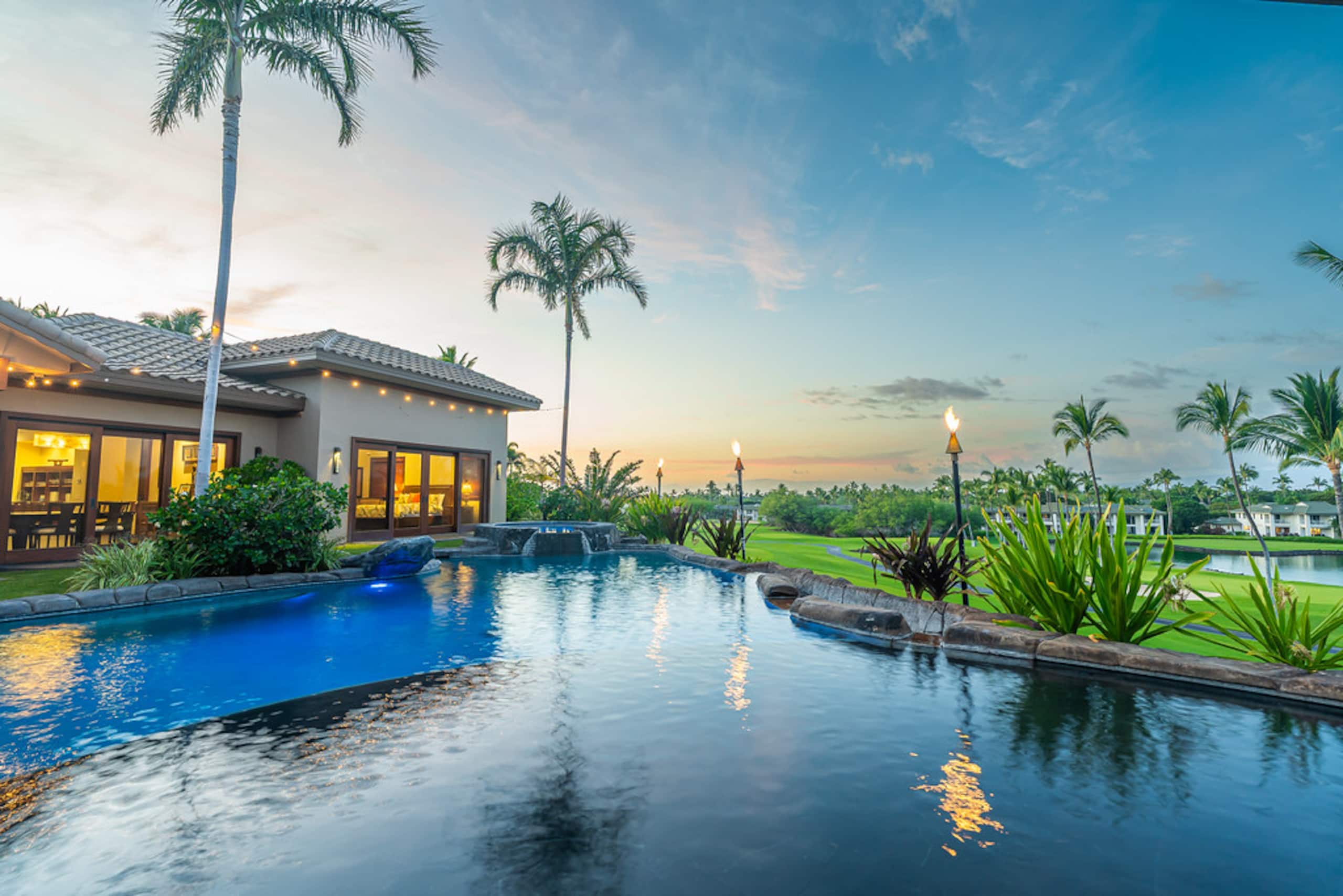 Home in Waimea · ★5.0 · 7 bedrooms · 7 beds · 6 baths - Image 40