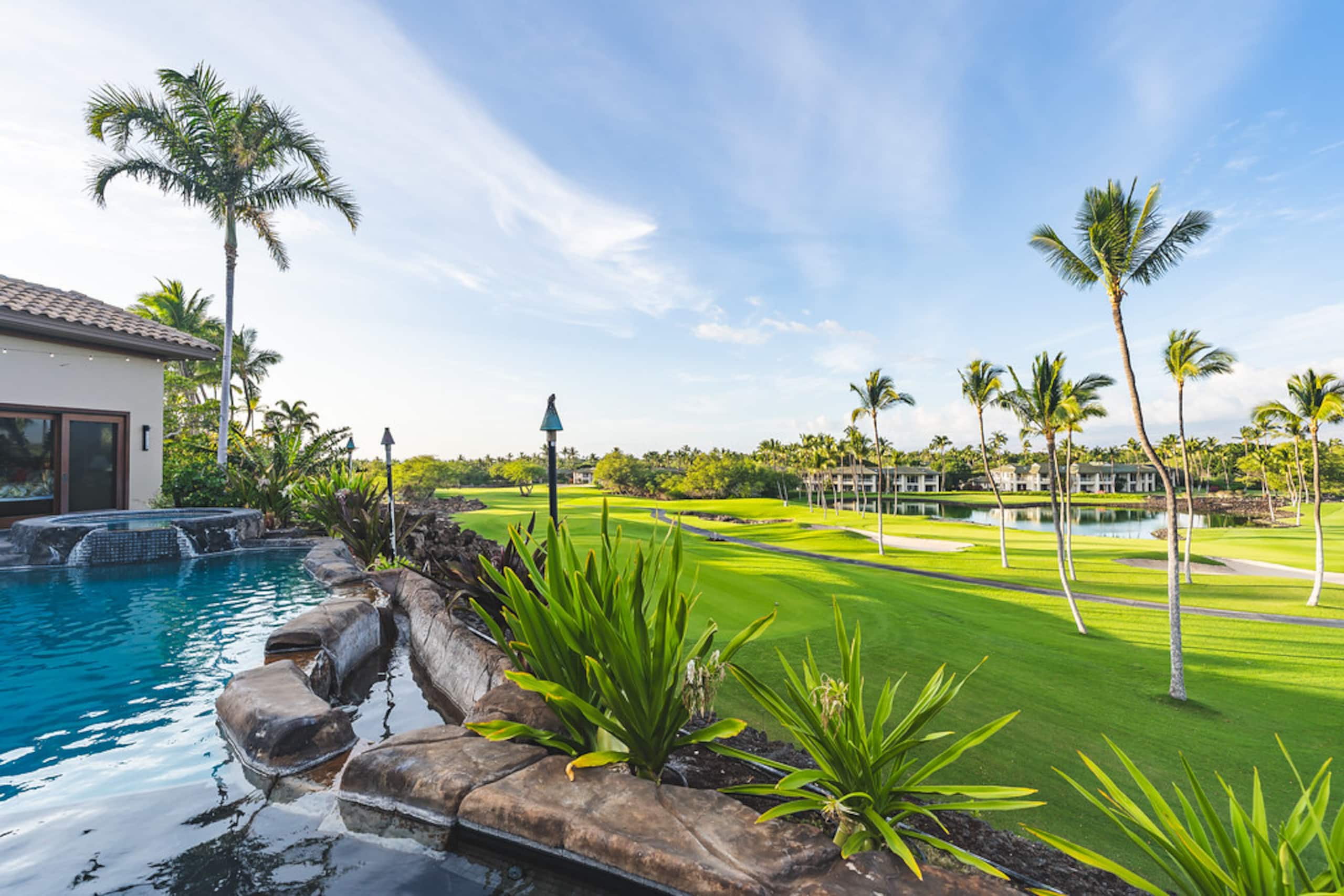 Home in Waimea · ★5.0 · 7 bedrooms · 7 beds · 6 baths - Image 39