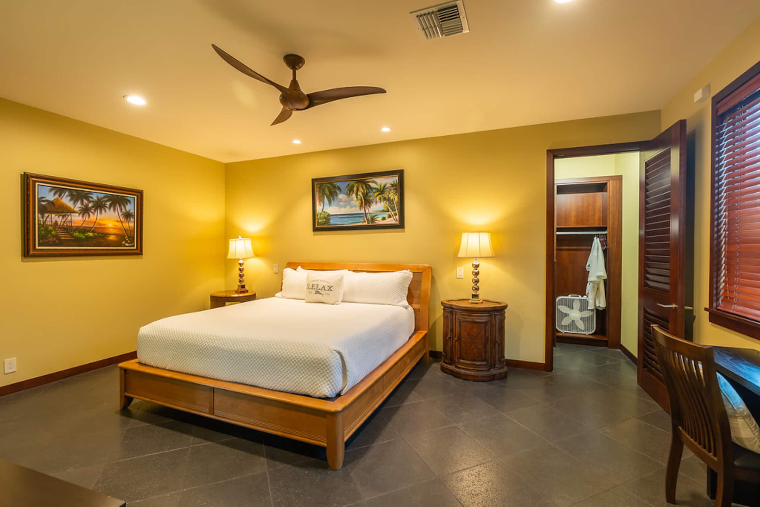 Home in Waimea · ★5.0 · 7 bedrooms · 7 beds · 6 baths - Image 26