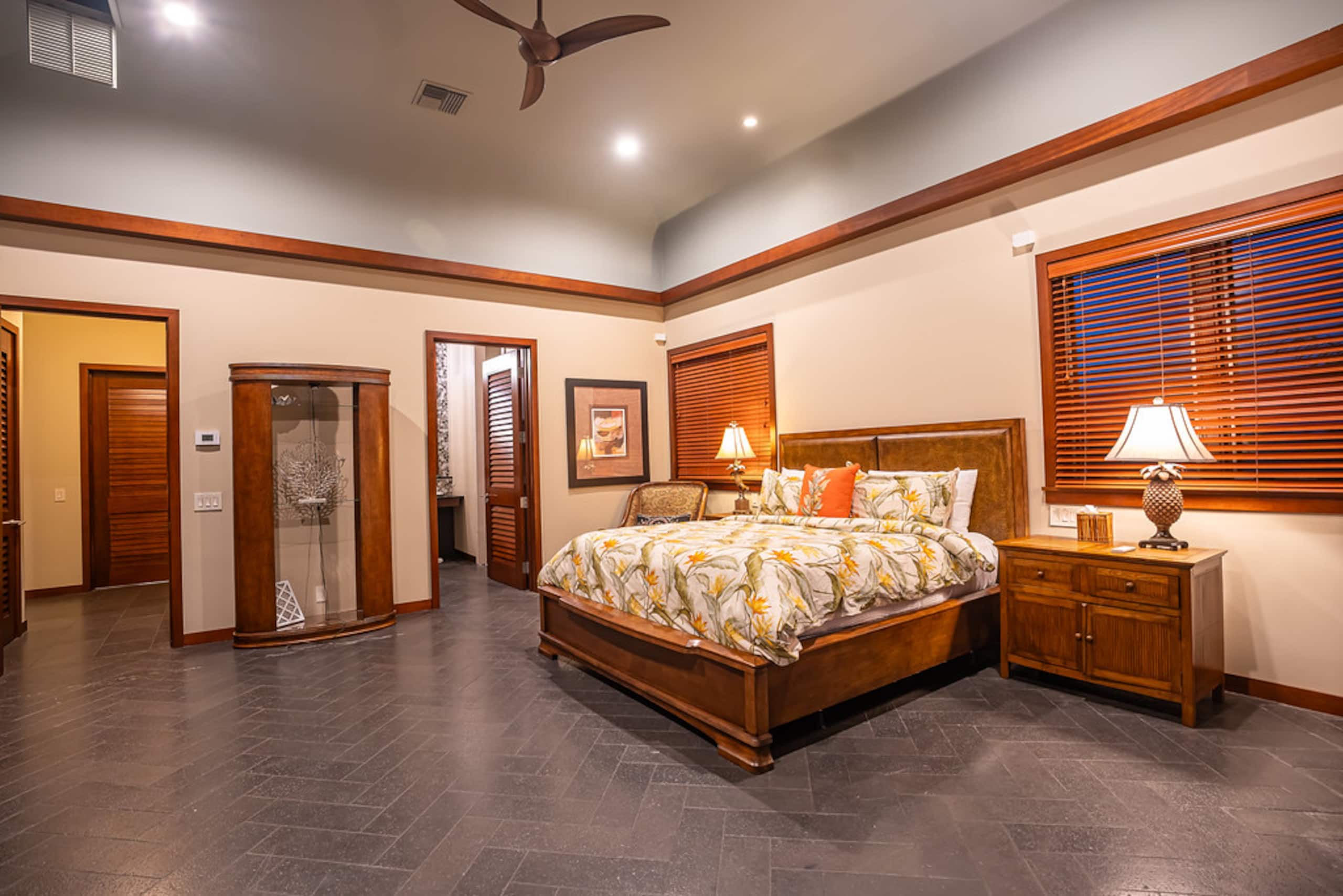 Home in Waimea · ★5.0 · 7 bedrooms · 7 beds · 6 baths - Image 38