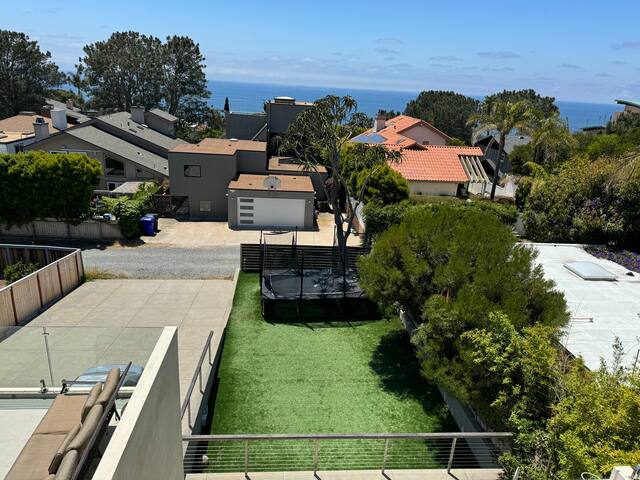 Ocean View Del Mar Home, 4000sqft , 6bd, 4.5 bath gallery image 3