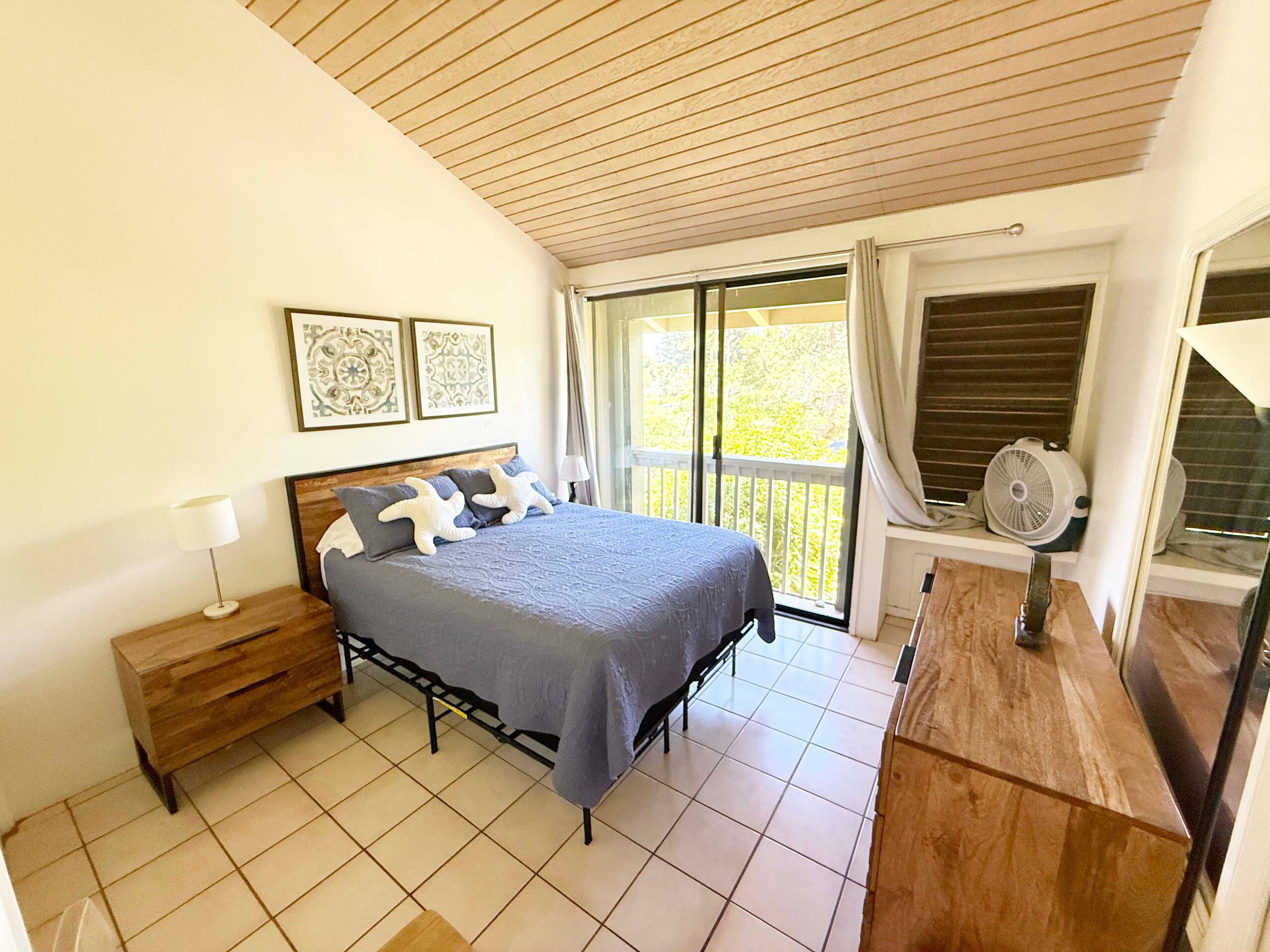 Condo in Kahuku · ★4.64 · 2 bedrooms · 3 beds · 2 private baths - Image 22