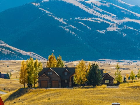 Cowboy Lake Lodge · close to Chico, private pond