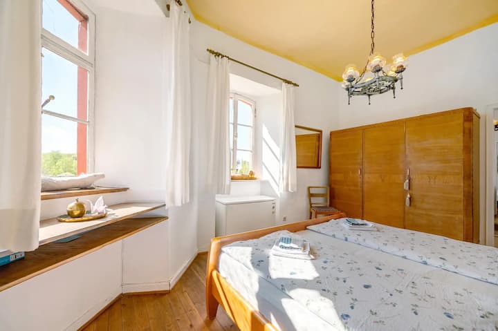 غرفة النوم 1