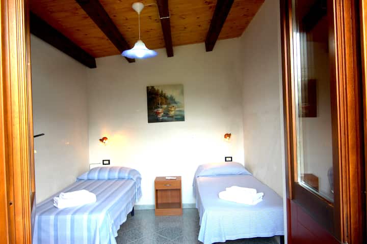 SAPPHIRE HOME, BEDROOM N. 2,  TWO SINGLE OR ONE DOUBLE BEDROOM