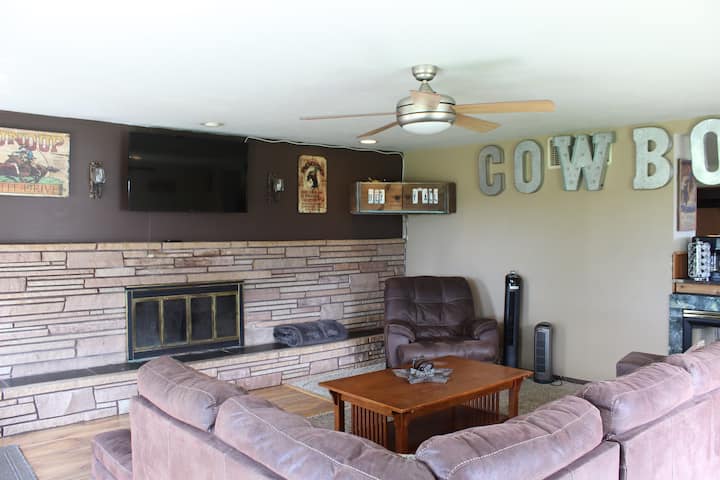 The Cowboy Cottage - Silver Reef Casino Resort