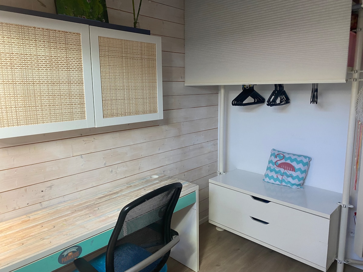 غرفة النوم 2