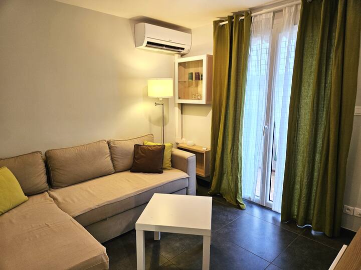 Studio Climatisé- Plage De L'argentière - La Londe-les-Maures