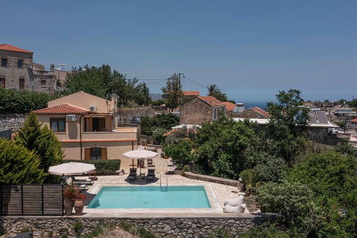 Villa Andreas • Pool & Mountain View • 10 Guests