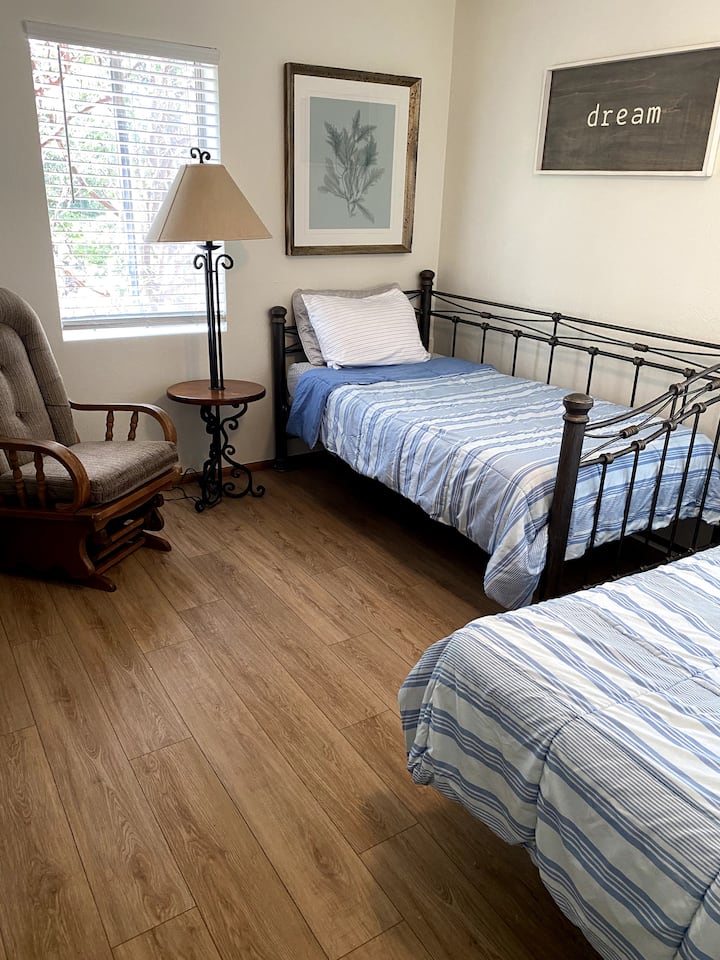 غرفة النوم 1