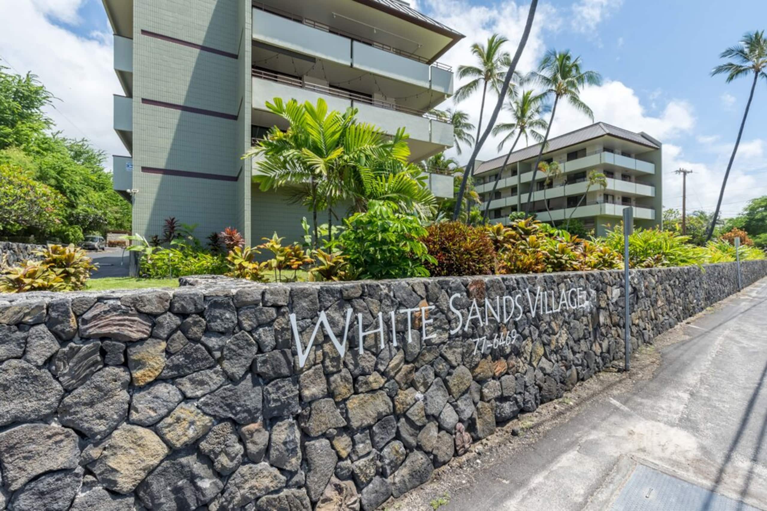 Condo in Kailua-Kona · ★4.93 · 2 bedrooms · 2 beds · 2 baths - Image 19