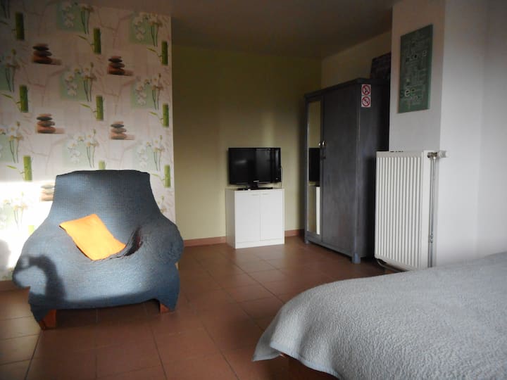 Maisonnette à Petitvoir. - Neufchâteau