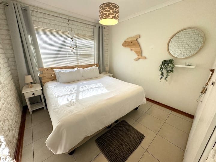 Bedroom 5 - King or Twin beds with use of shared shower room