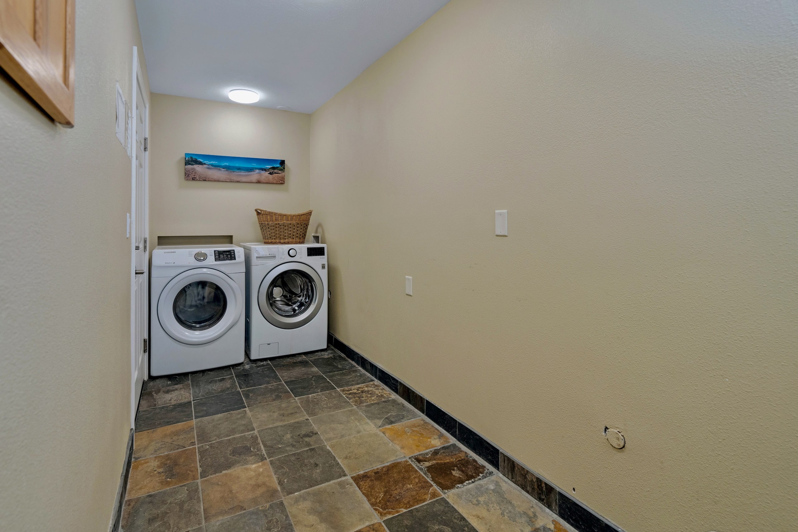 Home in Makawao · ★4.89 · 3 bedrooms · 3 beds · 2 private baths - Image 27
