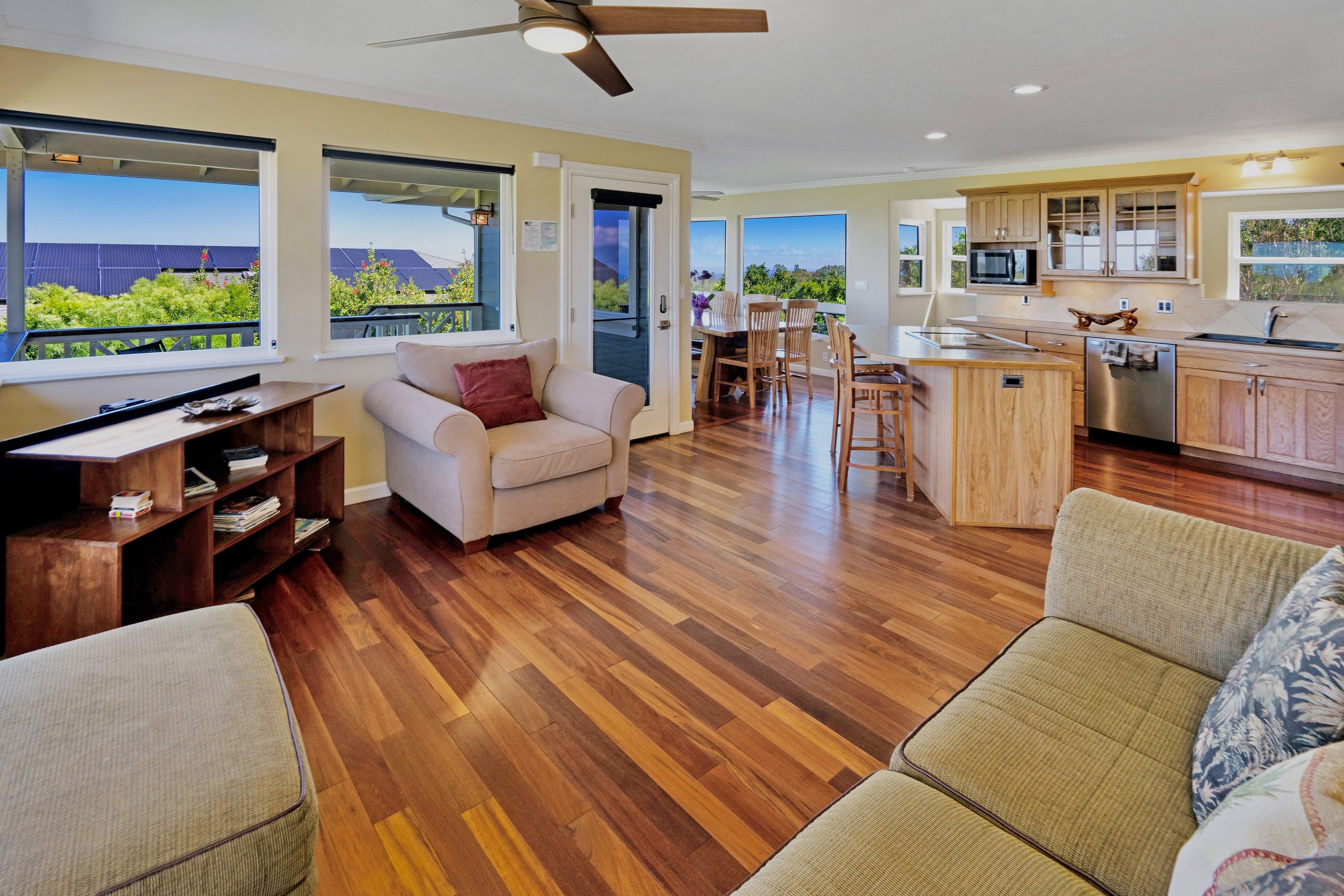 Home in Makawao · ★4.89 · 3 bedrooms · 3 beds · 2 private baths - Image 2