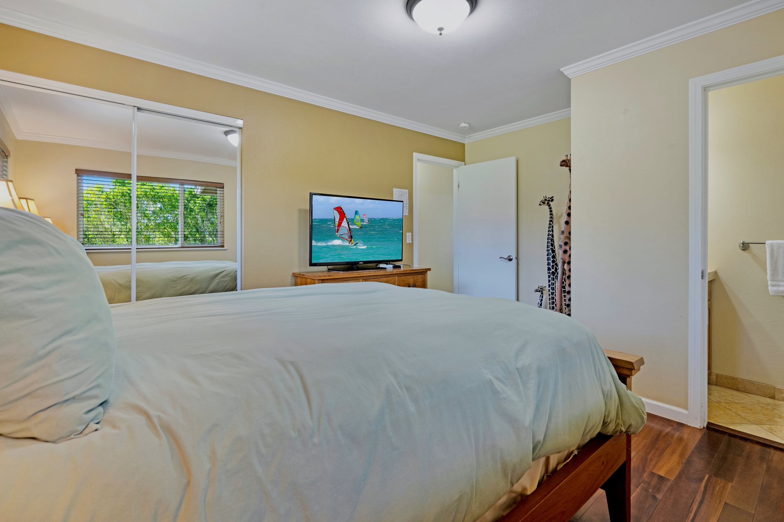 Home in Makawao · ★4.89 · 3 bedrooms · 3 beds · 2 private baths - Image 17