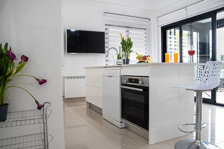 Modern Villa With A Private Pool - La Nucia