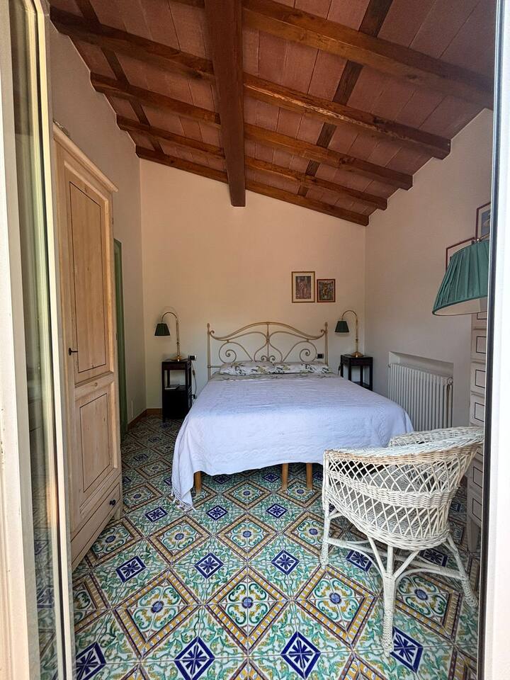 غرفة النوم 2