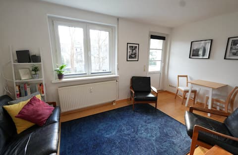 Beliebte Airbnb-Anzeige: Apartment in Gohlis Villa-district with balcony in Gohlis Süd