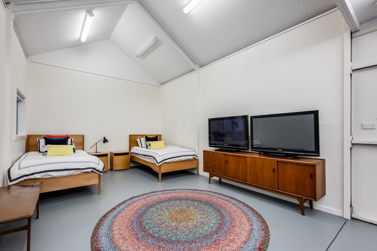 El estudio: 2 camas individuales tamaño king