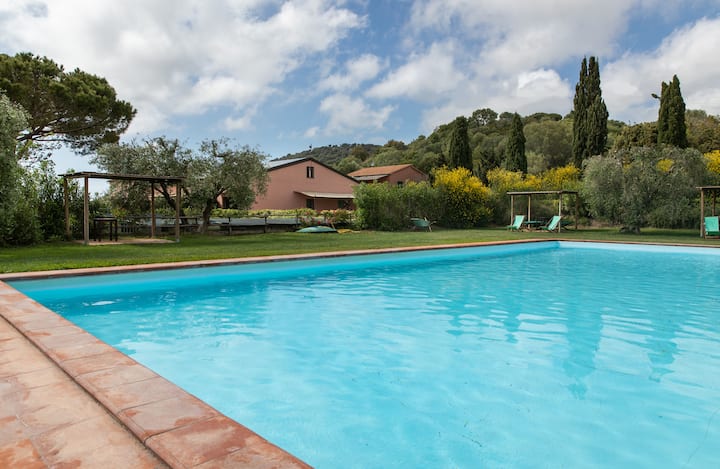 Appartamento In Agriturismo Con Piscina - B - Orbetello