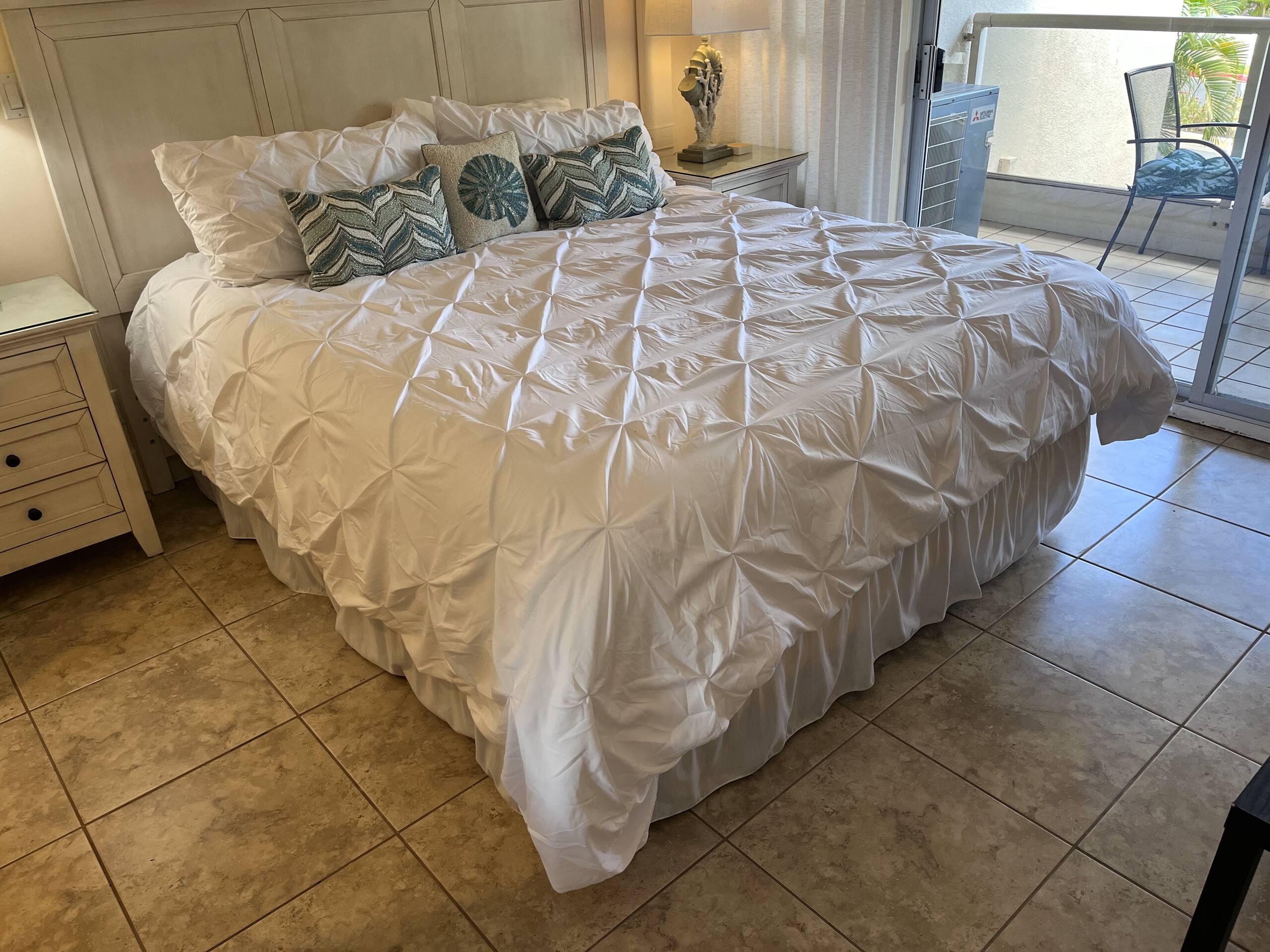 Condo in Kihei · ★4.82 · 2 bedrooms · 3 beds · 2 private baths - Image 2