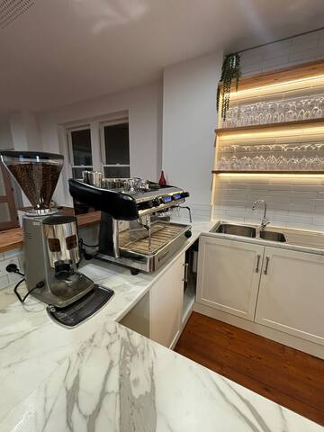 Seaview House Queenscliff gallery image 3