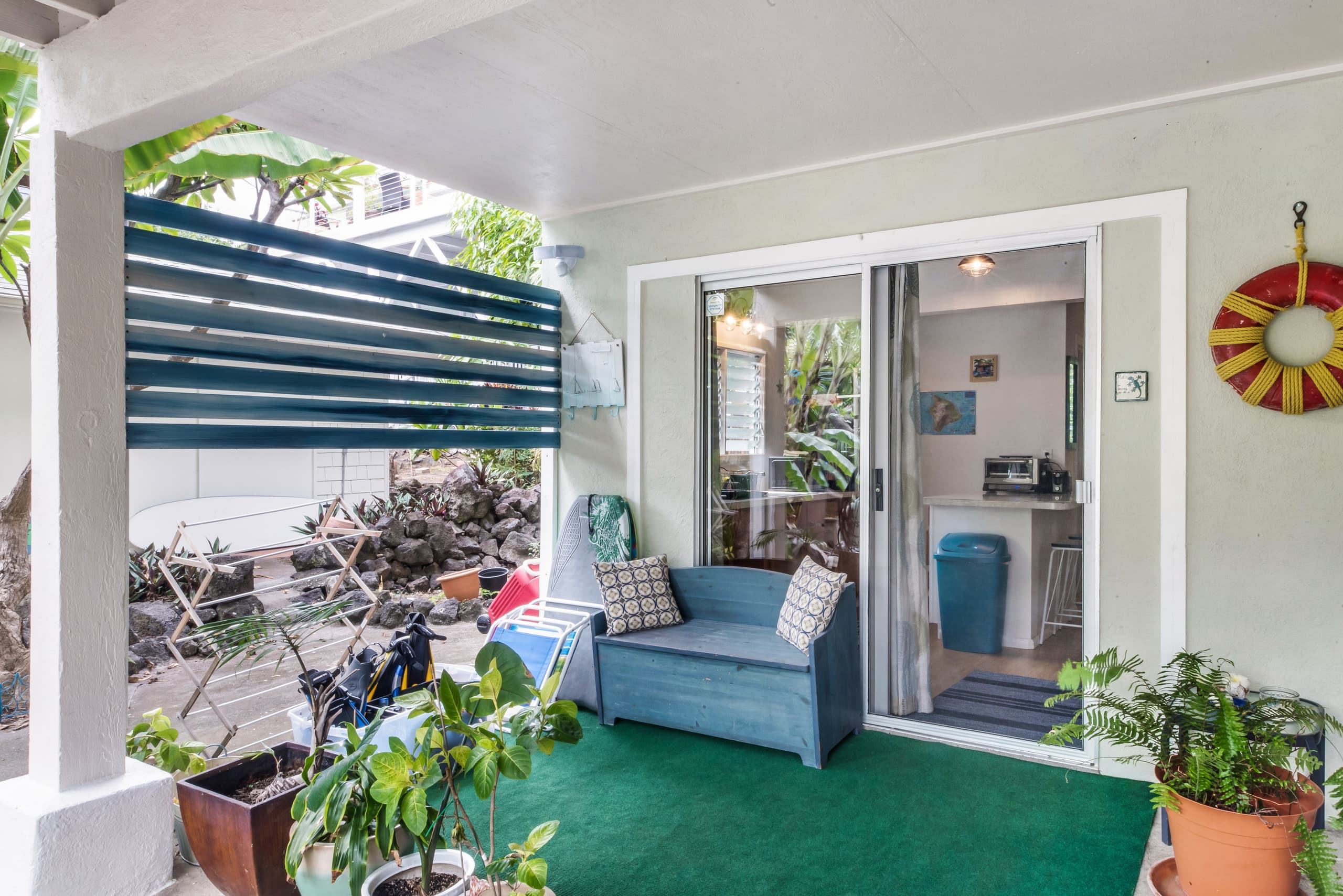 Modern, Clean , A/C  - Walk to Beach + Beach Gear! - Photo 13