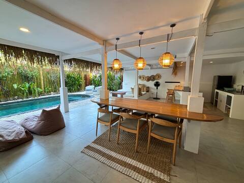Villa Tiga - 3 bedroom villa with pool in Gili Air