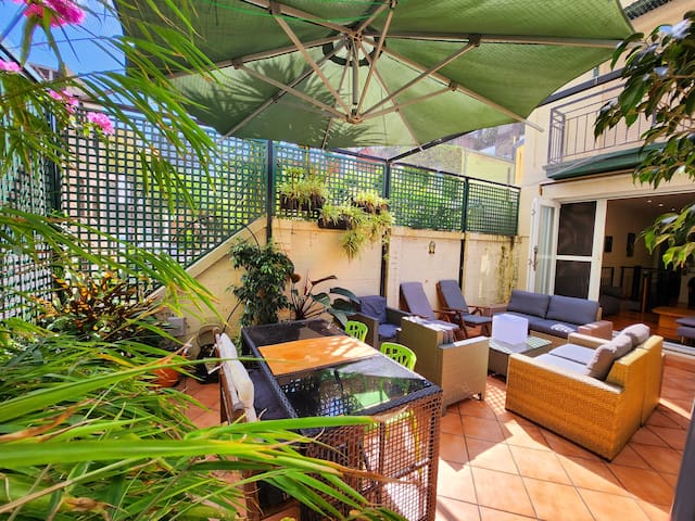 Surry hills: Central Sydney 5 bedroom home
