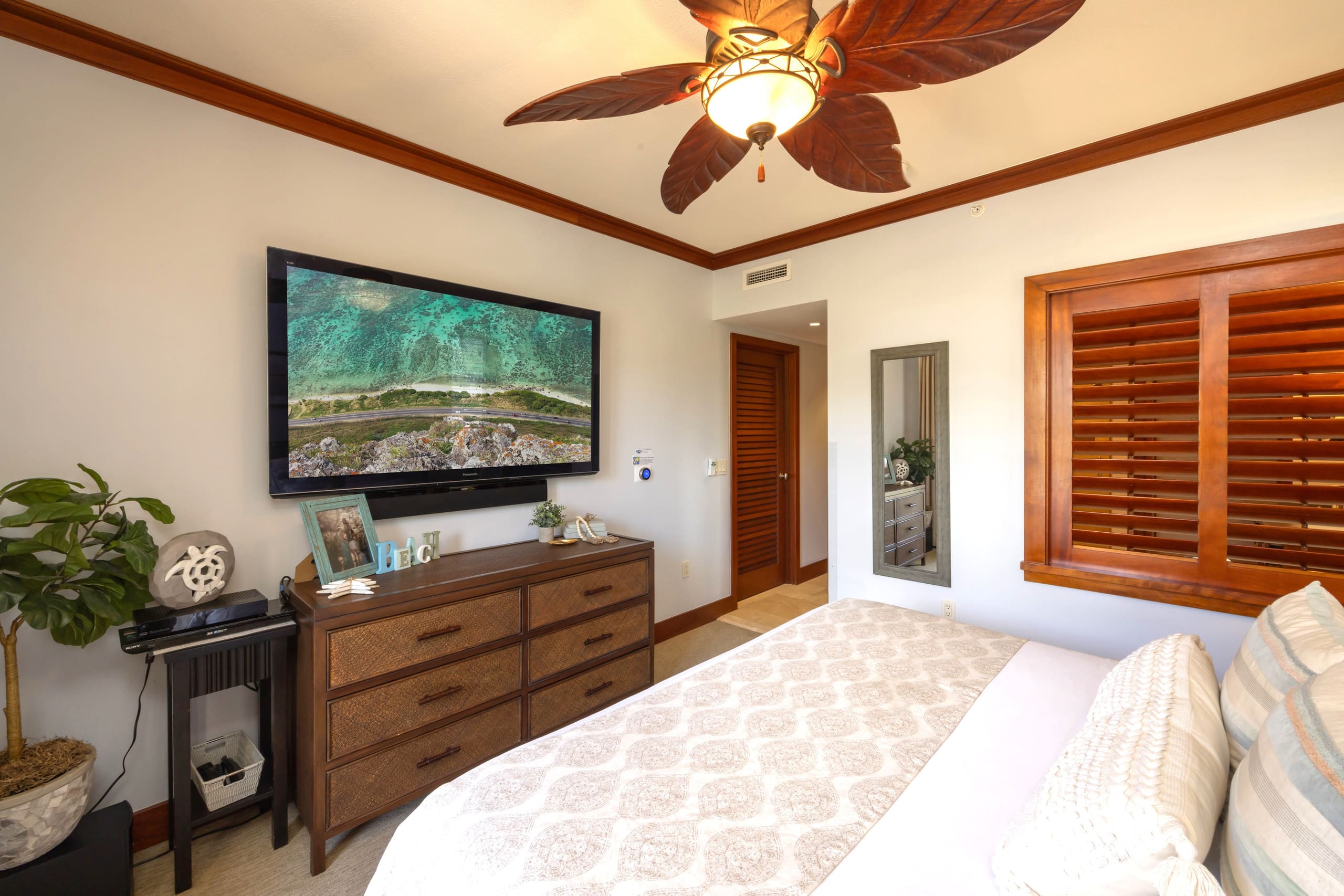 Condo in Kapolei · ★4.92 · 3 bedrooms · 8 beds · 2.5 baths - Image 4
