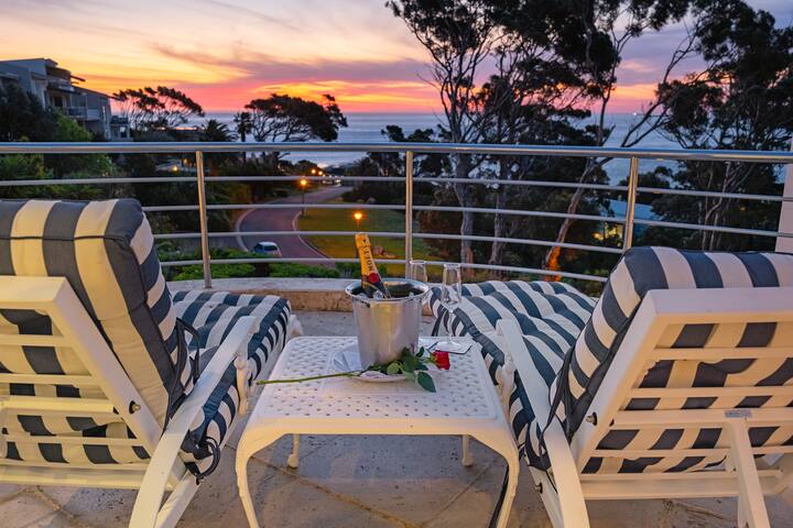 Hollywood Mansion gallery image 3