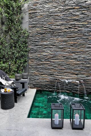 North gallery image 5