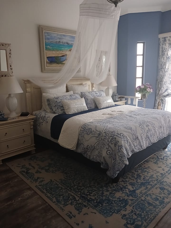 غرفة النوم 1