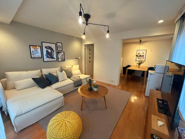 3BR Apartment with Rooftop Balcony and Car Parking gallery image 5
