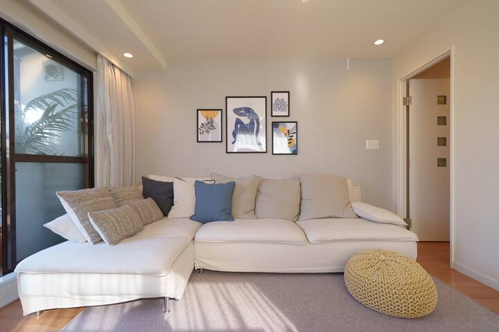 3BR Apartment with Rooftop Balcony and Car Parking gallery image 4