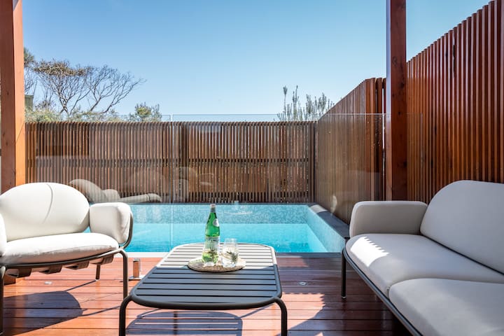 Sandy Shores – Luxe Beach & Pool Escape