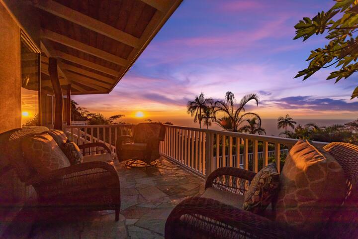 Original Kona Beach Boys 9.5 Acre Hawaiian Estate gallery image 3