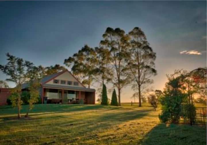 Bluebush Estate - The Chalet - Maitland