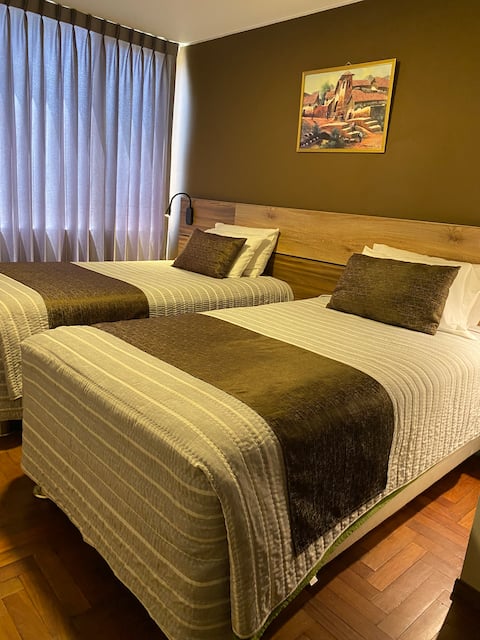 VILLA SAN JOSE: good location!!