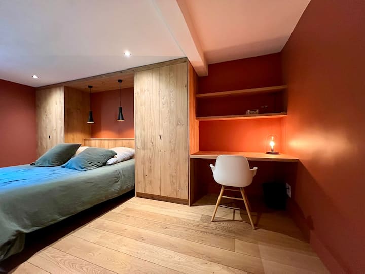 غرفة نوم 2 بحمام 
