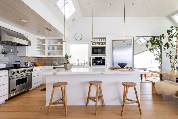 Susan’s Beach House gallery image 2