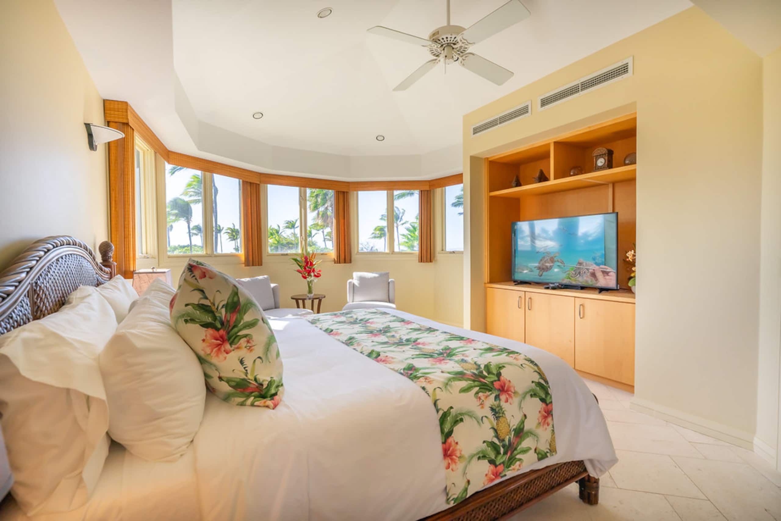 Home in Waimea · ★4.92 · 5 bedrooms · 5 beds · 6 baths - Image 12