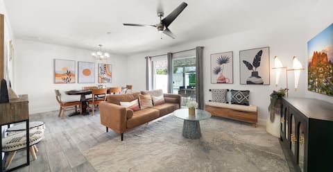 Popular Airbnb listing: 4min Walk Old-Town Entertainment New Remodel+ POOL in Old Town Scottsdale